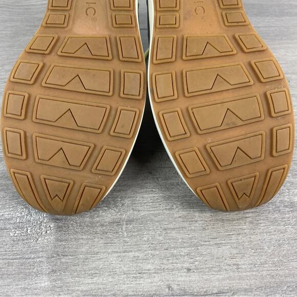 Vionic Gray With Yellow&Blue Detail Retro Vibe Rechelle Sneakers Sz.8 - Picture 13 of 15